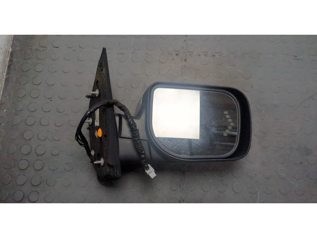 Зеркало боковое Infiniti QX56 2004-2010 правое 96301ZC400