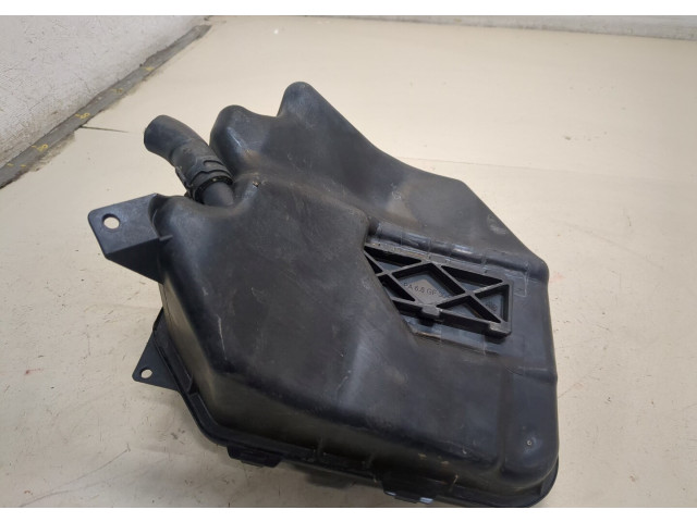 Бачок расширительный  Audi Q7 2006-2009    