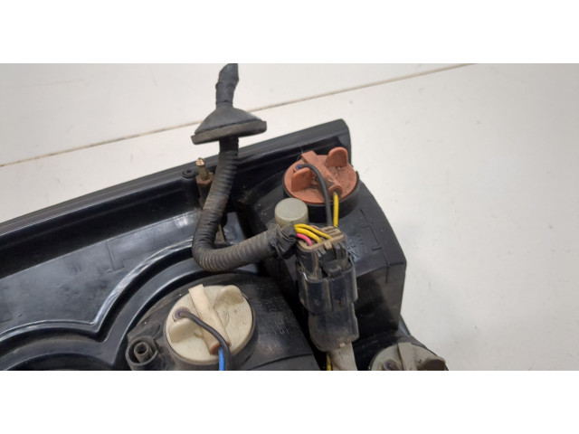 Задний фонарь BR5S51160C