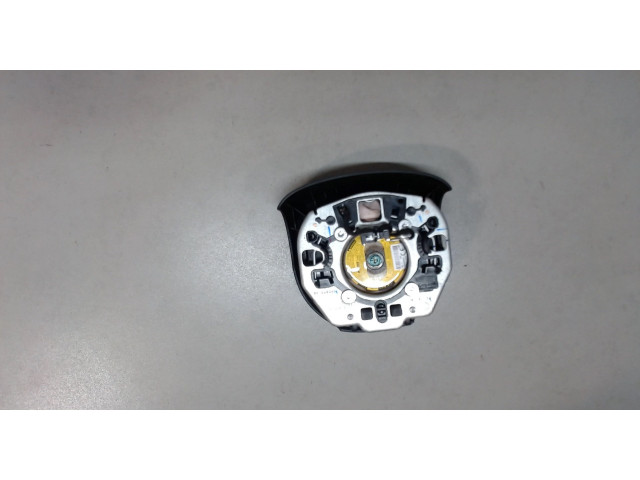 Подушка безопасности водителя  Jeep Cherokee 2013-     