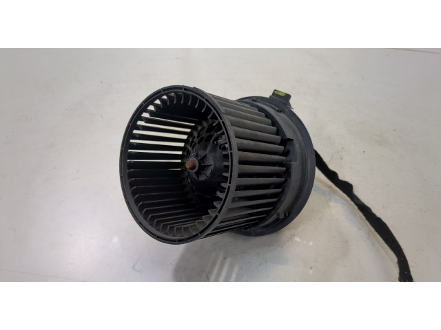 Моторчик печки  Dacia Logan 2012-2016        