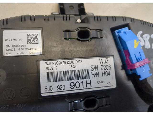 Панель приборов Skoda Fabia 2007-2014