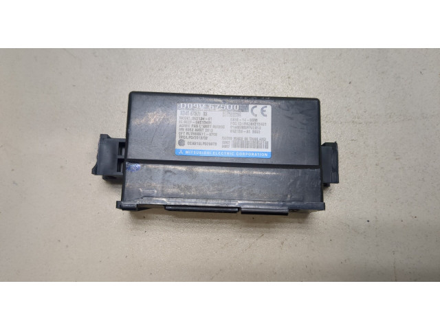 Блок комфорта  Mazda 6 (GJ) 2018-      KD45675U103  