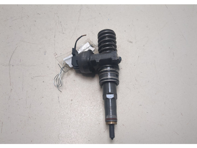 Форсунка топливная Volkswagen Touareg 2002-2007 07Z130073F