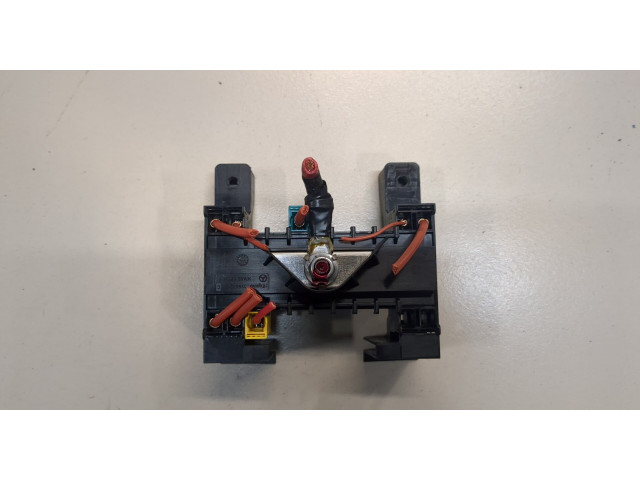 Блок предохранителей  Mercedes S W221 2005-2013      2215450601     5.5