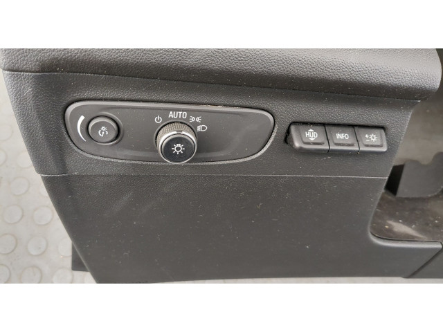 Дисплей бортового компьютера  Buick Envision 2020-2025        