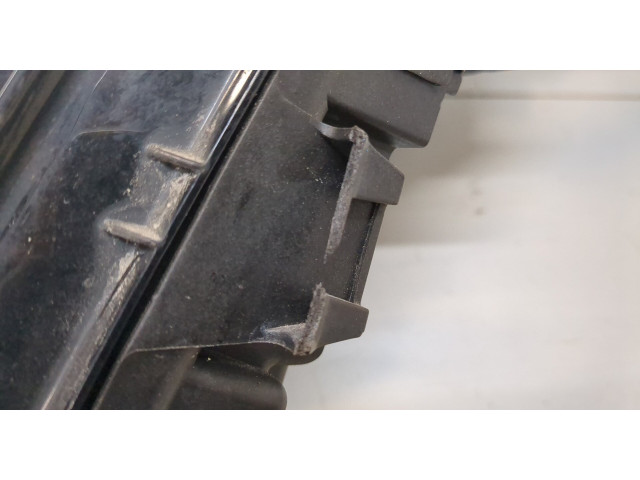 Фара передняя  Cadillac XT4 левая 