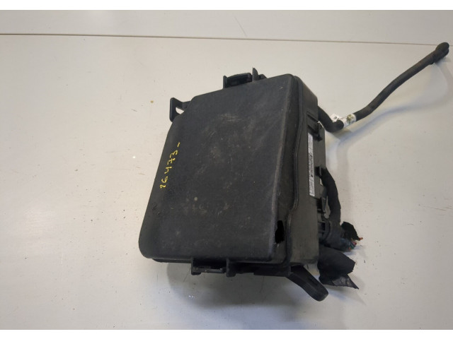 Блок предохранителей  KIA Cerato 2013-2016          1.8