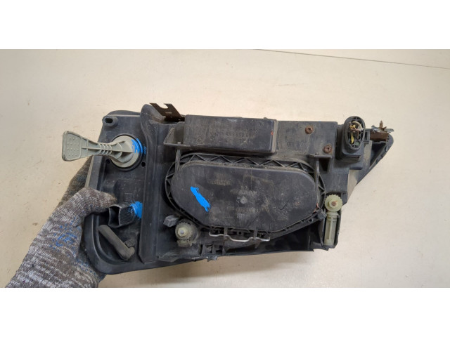 Фара передняя Ford Galaxy 2000-2006 правая