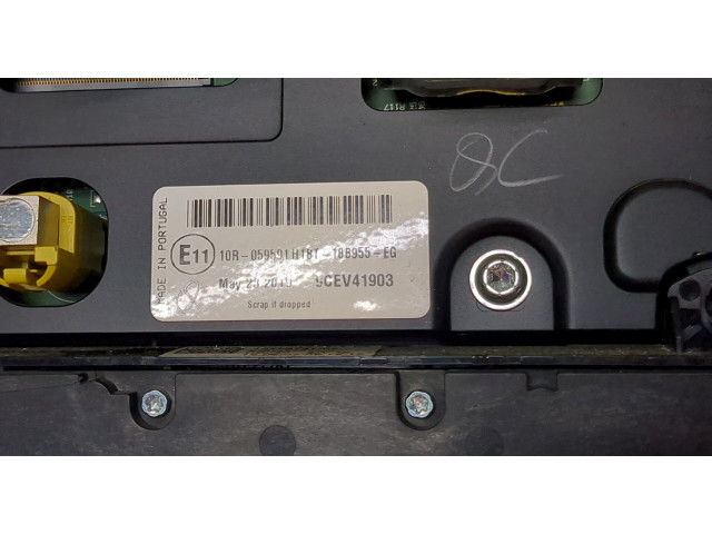 Дисплей бортового компьютера Ford EcoSport 2017-