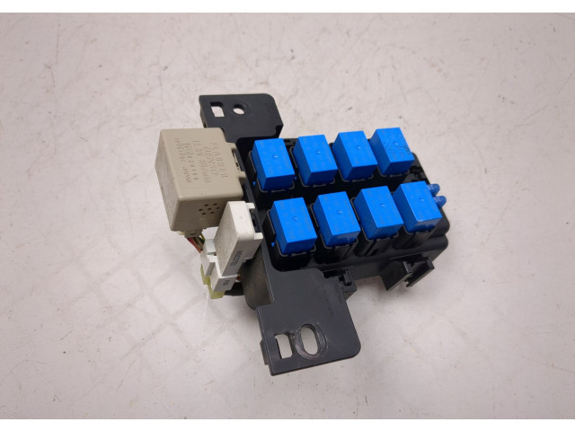 Блок предохранителей Subaru Tribeca (B9) 2004-2014