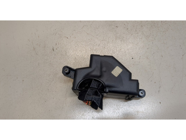 Блок предохранителей Volkswagen Golf 6 2009-2012 1.6