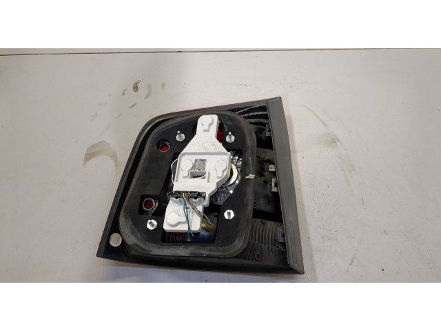 Задний фонарь