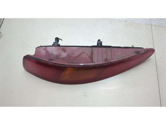 Задний фонарь          