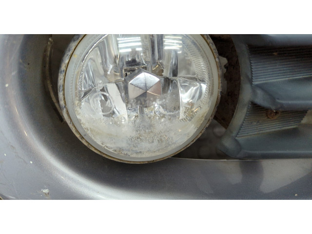 Бампер Mitsubishi Montero Sport / Pajero Sport 1996-2008 передний