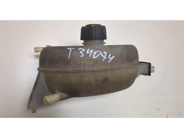 Бачок расширительный  Renault Trafic 2001-2014 7700312900    1.9