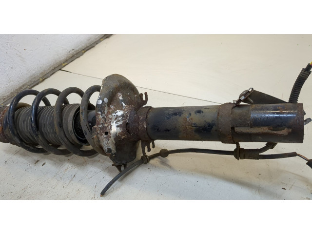 Стойка амортизатора Skoda Octavia Tour 2000-2010 1J0413031S, 1J0411105AA