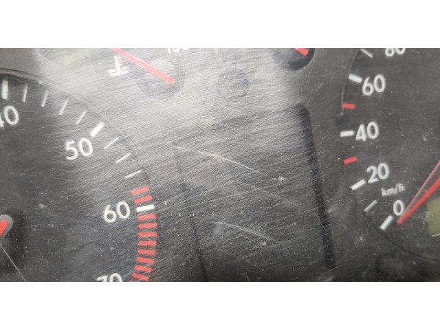 Панель приборов Volkswagen Golf 4 1997-2005