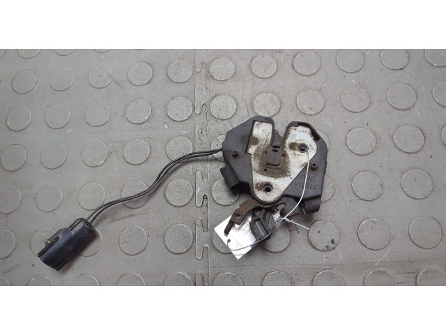 Замок капота  Volvo XC90 2002-2014     