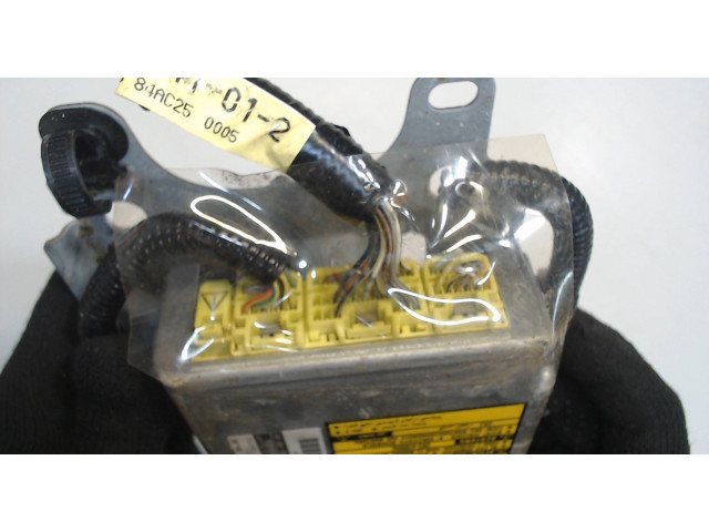 Блок управления подушками безопасности Lexus IS 1999-2005