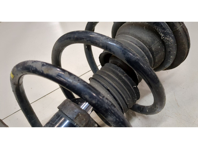 Стойка амортизатора Mitsubishi Outlander 2012-2015