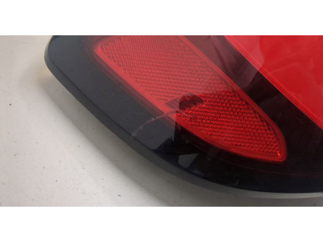 Задний фонарь 84379497