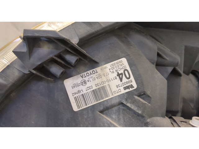 Фара передняя  Toyota Yaris 2005-2011 правая 