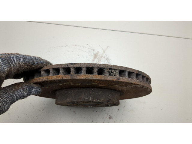 Диск тормозной  Pontiac Vibe 1 2002-2008   передний         