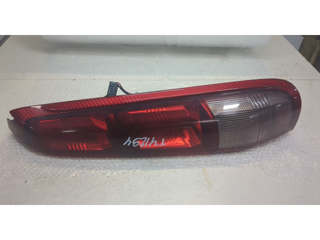 Задний фонарь Nissan X-Trail (T30) 2001-2006