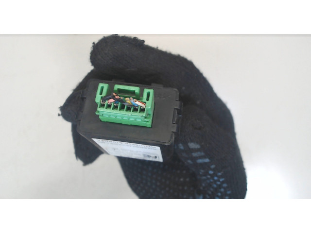 Блок комфорта Honda Pilot 2002-2008 38385S9VA