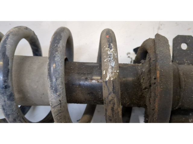 Стойка амортизатора  Renault Trafic 2001-2014      