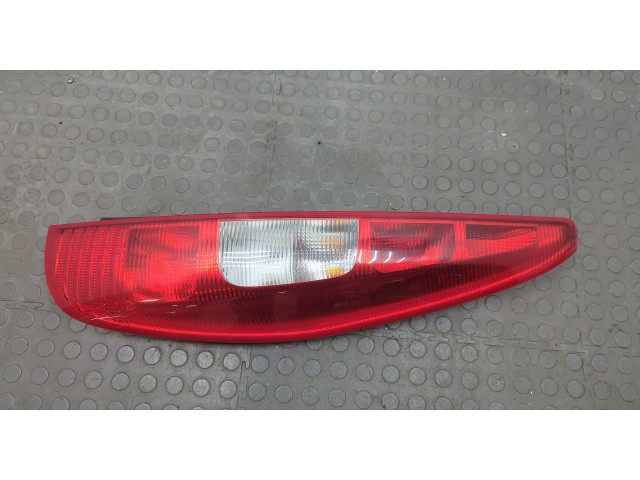 Задний фонарь