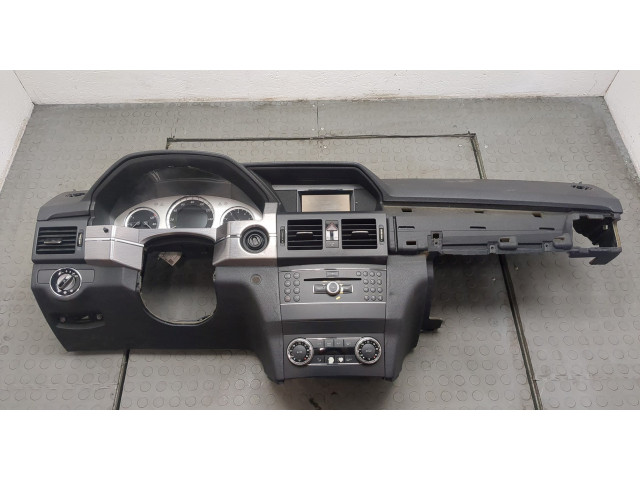 Панель приборов  Mercedes GLK X204 2008-2015       A2049003900, A2045409748     
