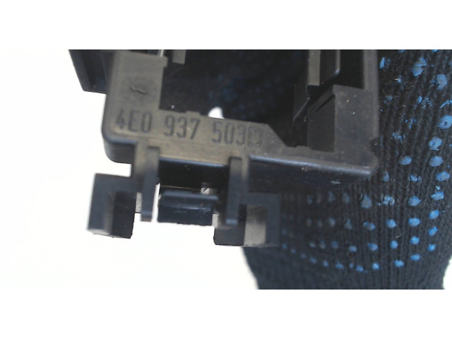 Блок реле  Audi A6 (C6) 2005-2011      4E0937503D     