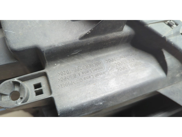 Фара передняя Infiniti QX56 2010-2013 левая