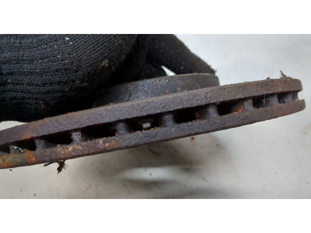 Диск тормозной  Volkswagen Golf 3 1991-1997 1.6  передний           