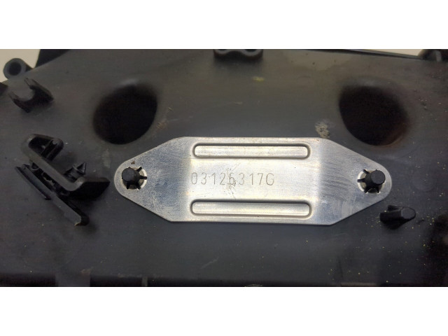 Клапанная крышка двигателя ДВС Jaguar XF 2007–2012 2.7 C2S47225