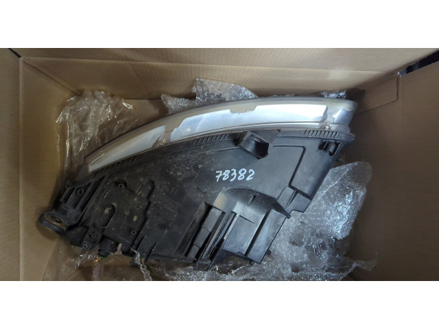Фара передняя  Audi A6 (C6) 2004-2011 правая 