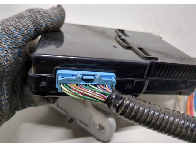 Блок комфорта  Acura ZDX 2009-2013      35130SZNA01  