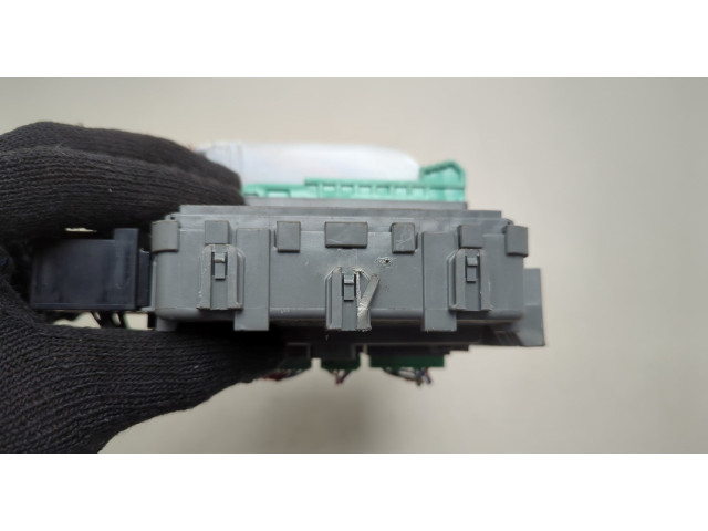 Блок предохранителей Honda CR-V 2016-2023