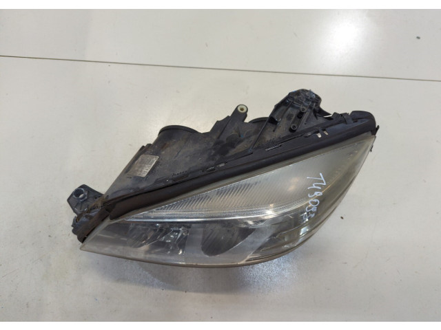 Фара передняя Mercedes C W204 2007-2013 левая