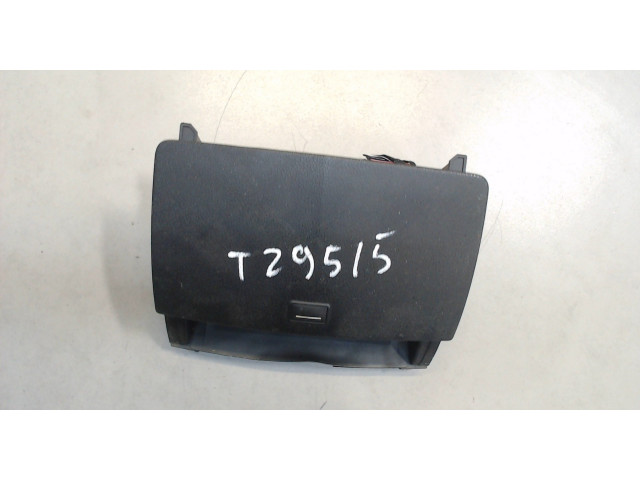 Дисплей бортового компьютера Mercedes C W204 2007-2013 a2046800931