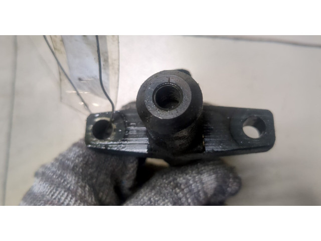 Форсунка топливная Mitsubishi Pajero / Montero 2000-2006