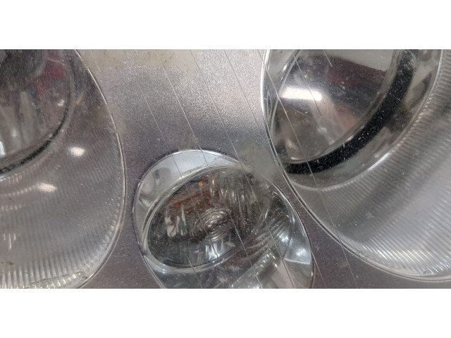 Фара передняя  Volkswagen Caddy 2004-2015 правая 