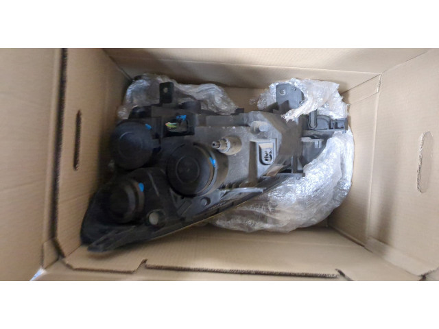 Фара передняя Citroen Berlingo 2008-2012 правая