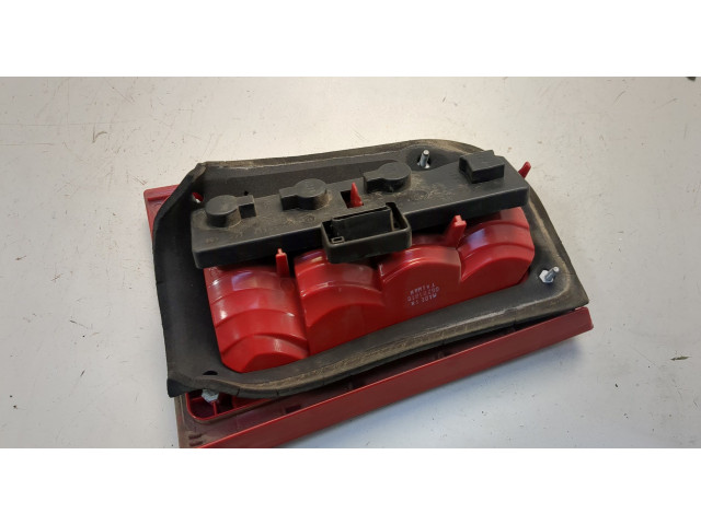 Задний фонарь     1U9945112B     