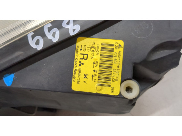 Фара передняя Mitsubishi Colt 2002-2012 правая