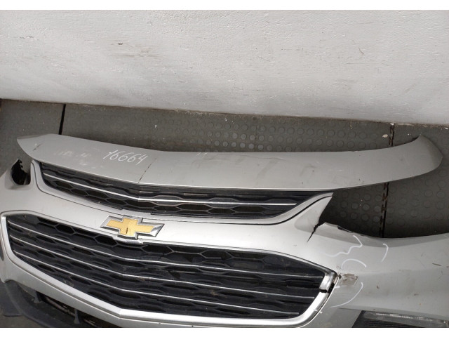 Бампер  Chevrolet Malibu 2015-2018 передний   84042377