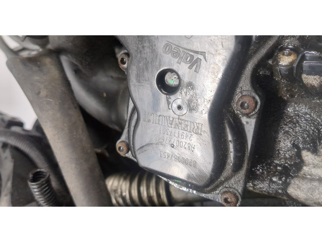 Генератор  Renault Trafic 2001-2014       231001202R    