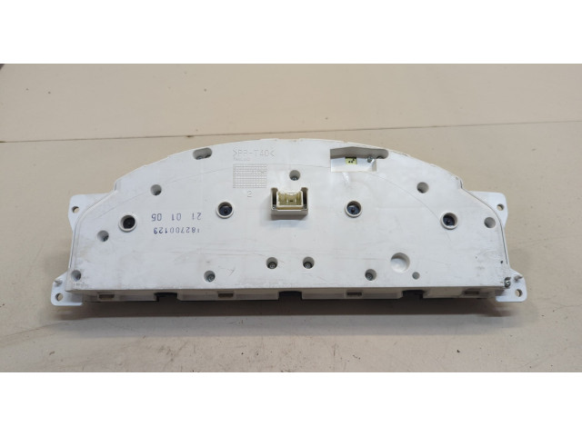 Панель приборов  Volvo V70 2001-2008            